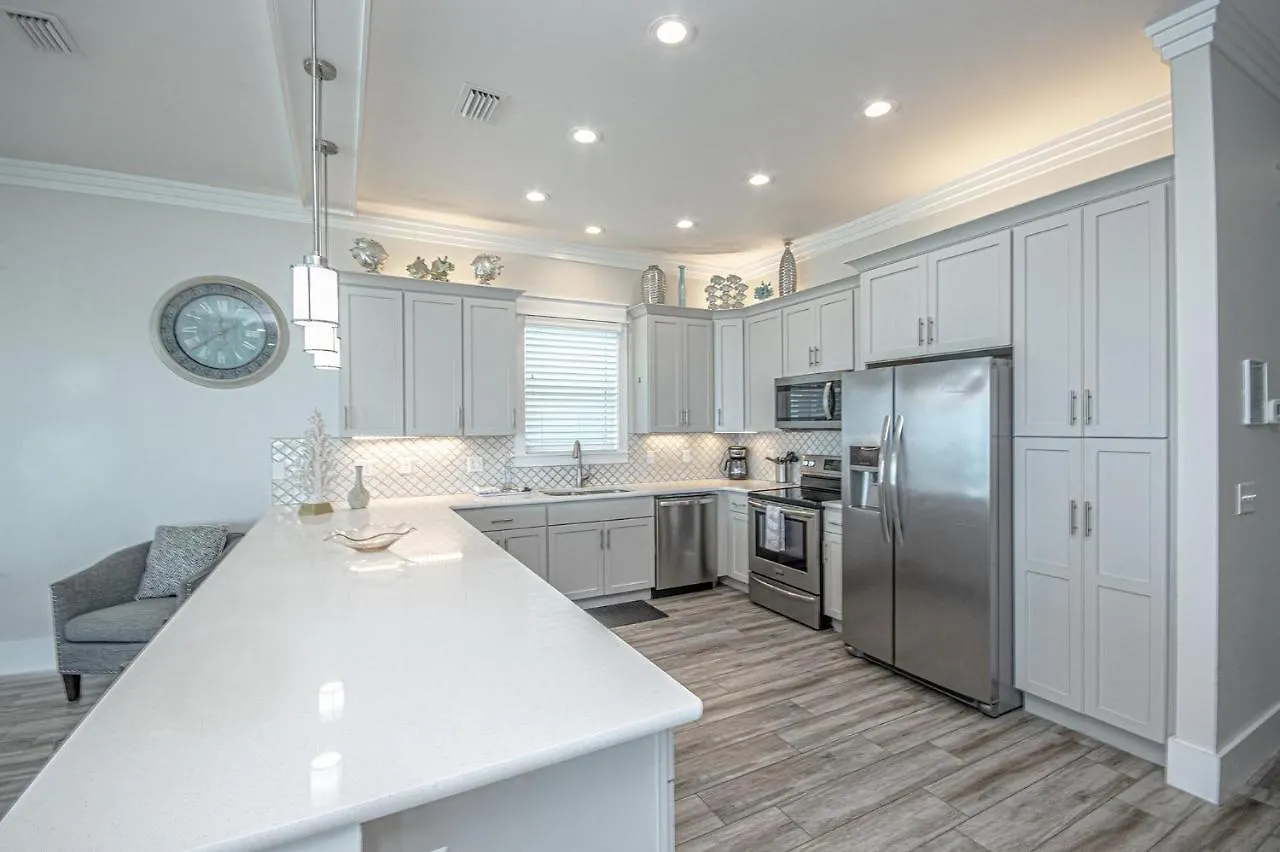 Freshly Squeezed - Heated Pool! West End! Beachfront!!! Panama City Beach 0*,  United States