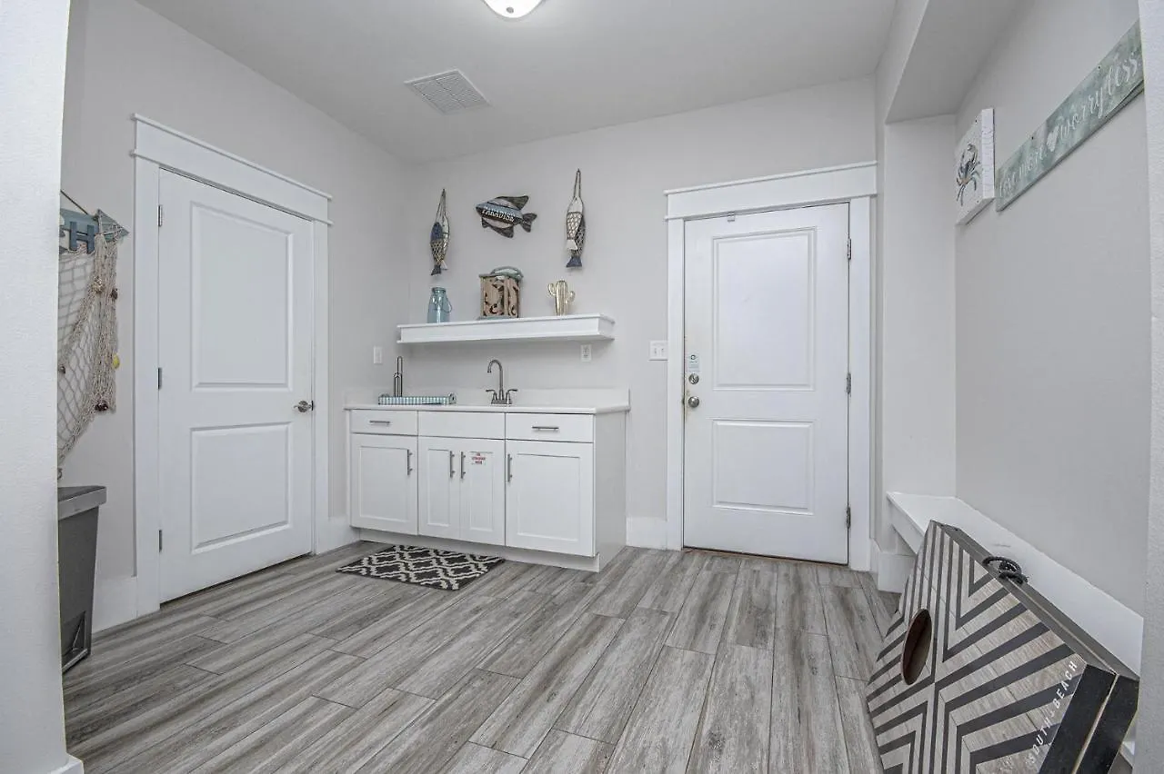 Holiday home Freshly Squeezed - Heated Pool! West End! Beachfront!!! Panama City Beach